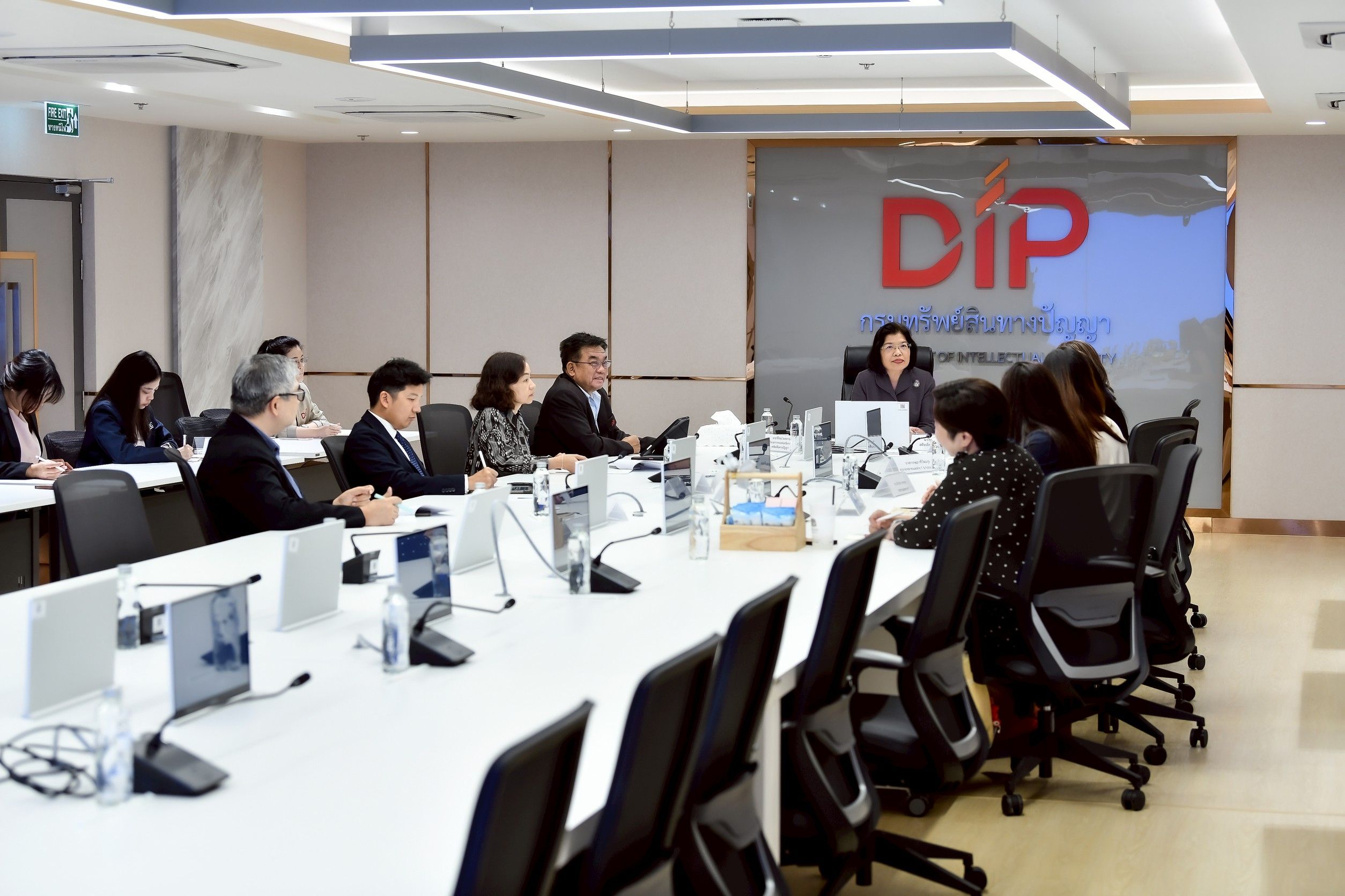 กรมทรัพย์สินทางปัญญา แท็กทีม LES Thailand ร่วมยกระดับการขับเคลื่อนธุรกิจทรัพย์สินทางปัญญาไทยสู่ระดับโลก