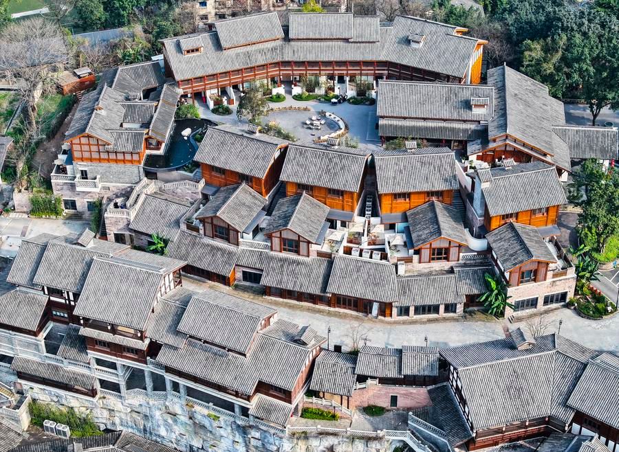 ชมวิว 'เมืองโบราณฉือชี่โข่ว' เก่าแก่นับพันปีในฉงชิ่ง