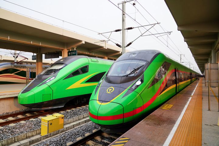 รถไฟจีน-ลาว เพิ่มบริการขนส่งผู้โดยสาร 'สิบสองปันนา-หลวงพระบาง' กระตุ้นท่องเที่ยว