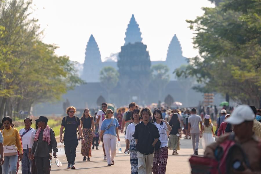 นักท่องเที่ยวจีนเยือน 'กัมพูชา' เพิ่มขึ้นเกือบ 50%