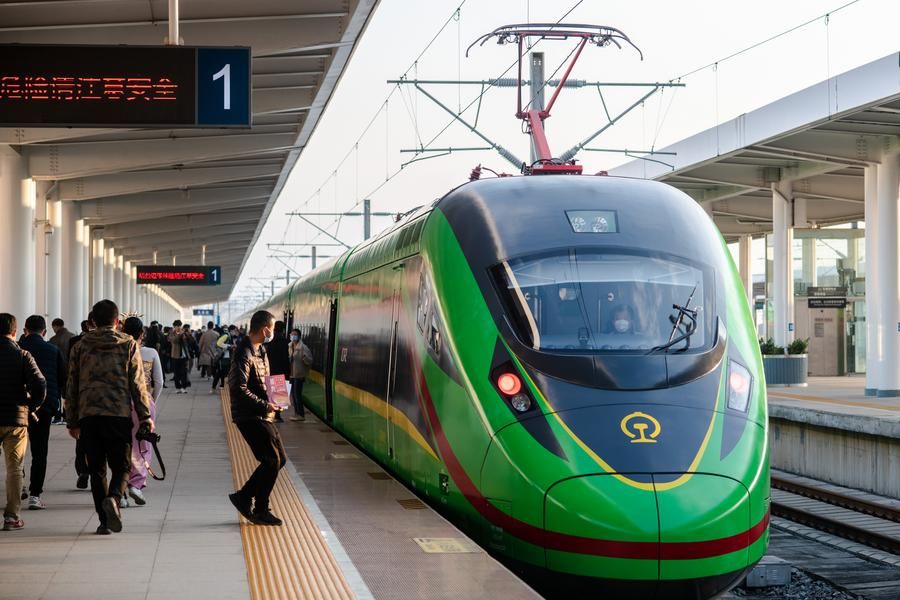 ทางรถไฟจีน-ลาว ดันส่งออก 'สินค้าเกษตรลาว' โตแกร่ง