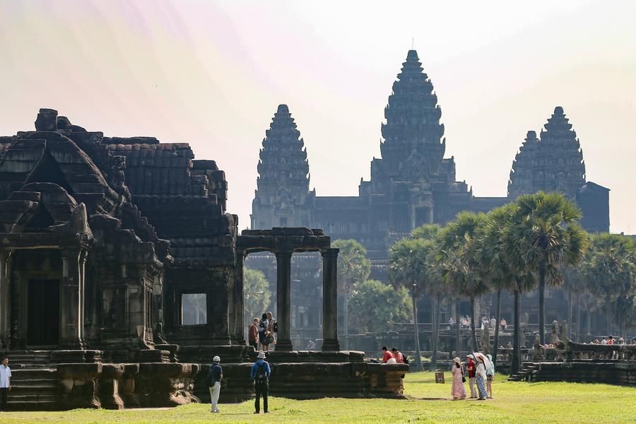 กัมพูชารับมอบ 'แคร่รถขนสินค้า' ใหม่จากจีน 60 คัน เสริมทัพขนส่งทางราง