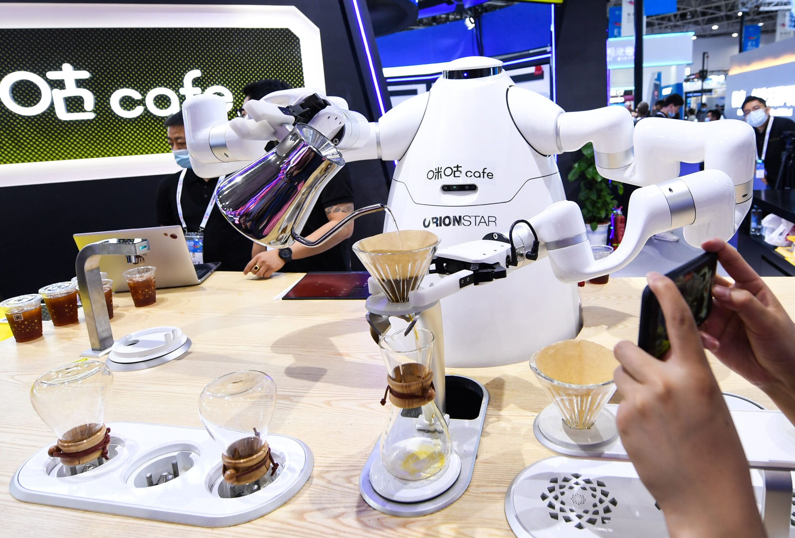 จีนเริ่มนำร่อง 'อินเทอร์เน็ตอุตสาหกรรม 5G พลัส' ใน 10 เมือง