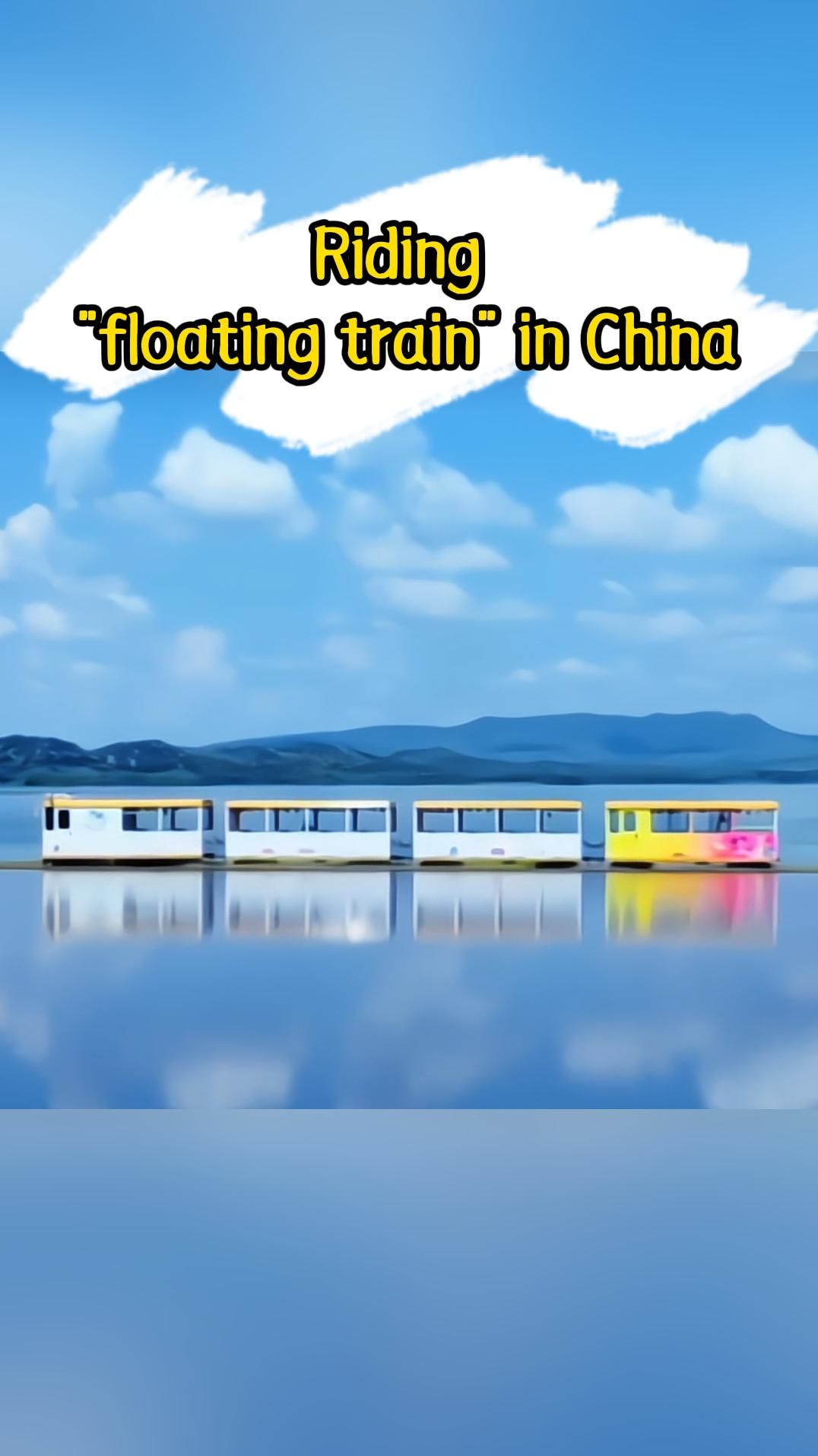 รถไฟลอยน้ำ' ในเจียงซี สวยอย่างกับหลุดมาจากหนัง Spirited Away